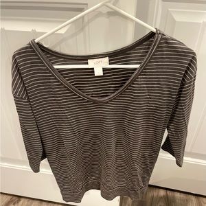 Gray and white striped t shirt